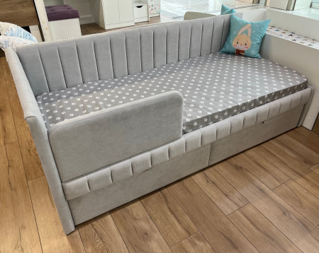 Угловая кровать Слайт Полоса 80х160 (универсальный угол). Велюр Тедди 313 от Династия Kids