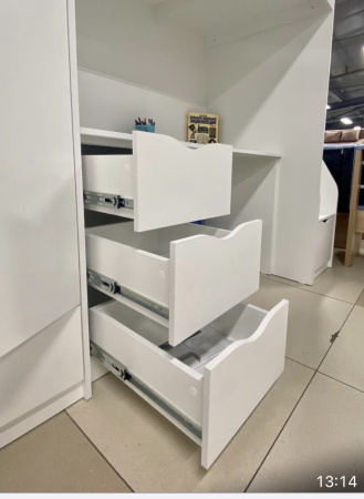 Кровать-чердак Уют-2 + Стол Уют-2 + Шкаф Уют-2  от Династия Kids