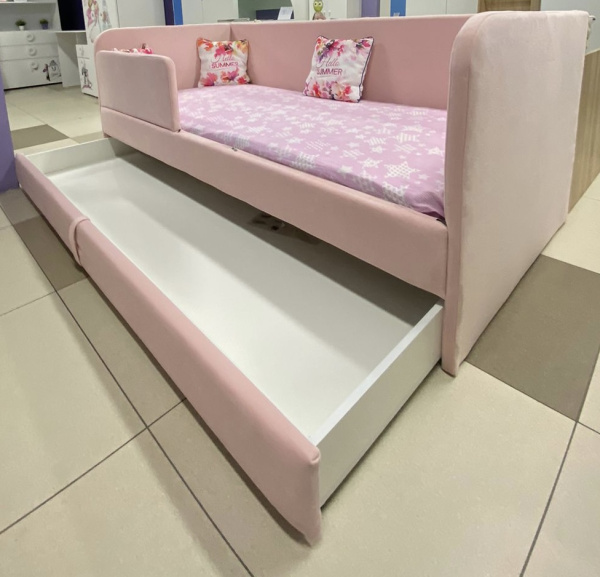 Мягкая кровать Nepos 90х200 (универсальный бортик). Велюр Тедди 324 (пудровый) от Династия Kids